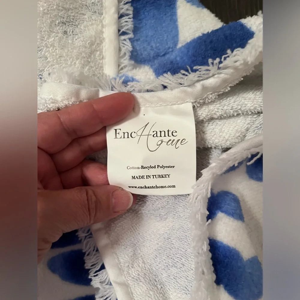NWT Blue White Tie die round beach towel